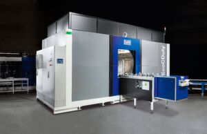 Mit dieser Teilereinigungsanlage zum Entfetten sind dank der geräumigen Gitterbox mit den Abmessungen 1.250 x 840 x 970 mm sogar Chargen bis zu 1.000 kg möglich. Mit dieser Teilereinigungsanlage zum Entfetten sind dank der geräumigen Gitterbox mit den Abmessungen 1.250 x 840 x 970 mm sogar Chargen bis zu 1.000 kg möglich.