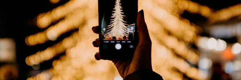 Kommt nach der Industrie 4.0 nun auch Weihnachten 4.0? Für Fans der Nummerierung eine naheliegende Entwicklung unserer modernen Zeit. Kommt nach der Industrie 4.0 nun auch Weihnachten 4.0? Für Fans der Nummerierung eine naheliegende Entwicklung unserer modernen Zeit.