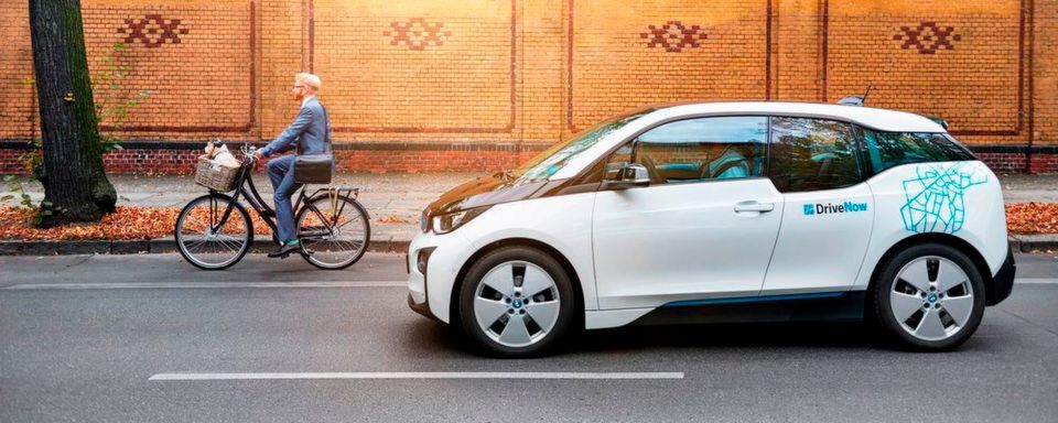 Die Dienste von Daimler und BMW haben zusammen etwa 40 Millionen Kunden, vor allem in Europa. Die Dienste von Daimler und BMW haben zusammen etwa 40 Millionen Kunden, vor allem in Europa.