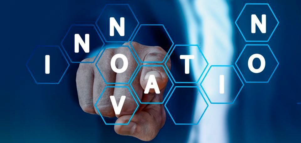 Die Automobilindustrie befindet sich inmitten ei-nes paradigmatischen Wandels, bei dem neue Technologien und neue Wettbewerber auf den Plan treten. Die Automobilindustrie befindet sich inmitten ei-nes paradigmatischen Wandels, bei dem neue Technologien und neue Wettbewerber auf den Plan treten.