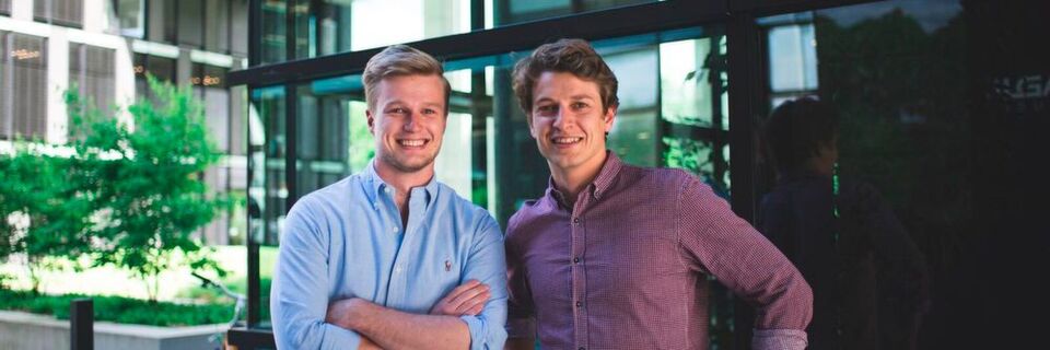 Die Betreiber von Holidu, einer Suchmaschine für Ferienhäuser setzen auf eine SAP-basierende ERP-Lösung aus der Cloud, realisiert von all4cloud. (Im Bild: Holidu CTO Michael Siebers, links, mit CEO Johannes Siebers). Die Betreiber von Holidu, einer Suchmaschine für Ferienhäuser setzen auf eine SAP-basierende ERP-Lösung aus der Cloud, realisiert von all4cloud. (Im Bild: Holidu CTO Michael Siebers, links, mit CEO Johannes Siebers).