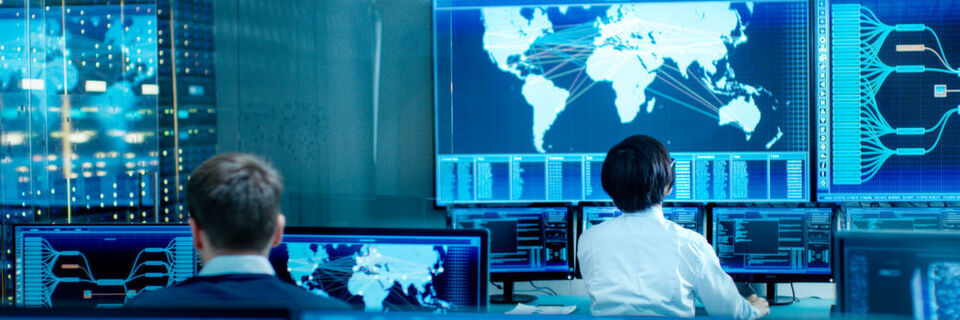 Die Public Cloud als Key Enabler für Innovation - aber meist unter Zuhilfenahme externer Dienstleister. Die Public Cloud als Key Enabler für Innovation - aber meist unter Zuhilfenahme externer Dienstleister.