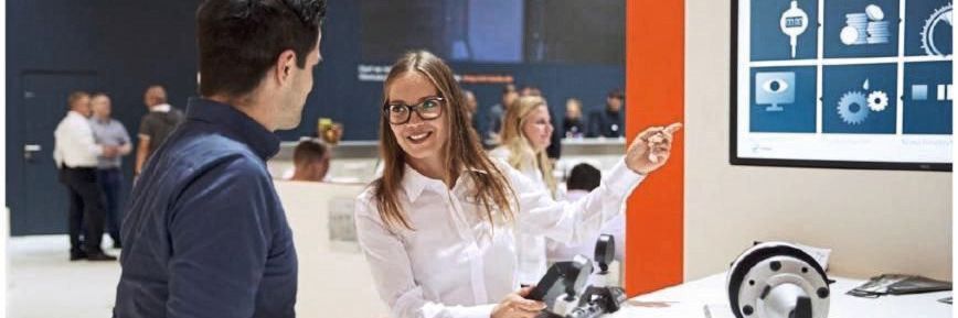 Anwender von Werkzeugen suchen mittlerweile gezielt nach digitalen Lösungen rund um das Zerspanen. Anwender von Werkzeugen suchen mittlerweile gezielt nach digitalen Lösungen rund um das Zerspanen.