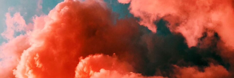 Beim Thema Cloud-Migration sollte man lieber nicht mit dem Kopf in den Wolken stecken. Beim Thema Cloud-Migration sollte man lieber nicht mit dem Kopf in den Wolken stecken.