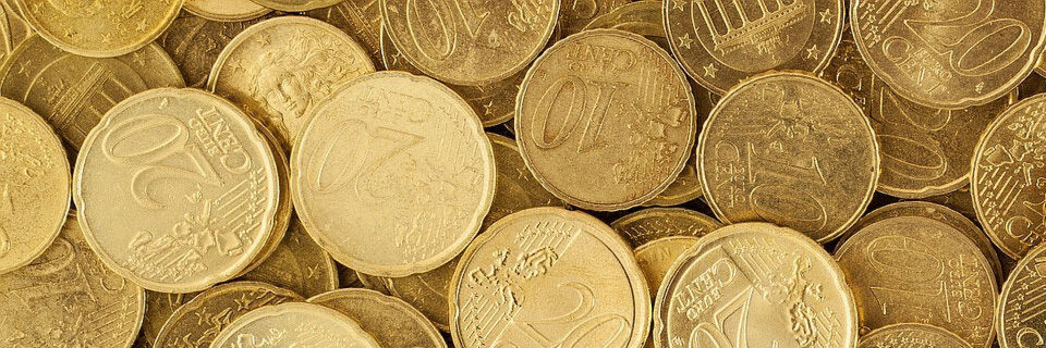Viele Finanzinstitute wagen sich hierzulande erst nach und nach an das Thema Cloud heran. Viele Finanzinstitute wagen sich hierzulande erst nach und nach an das Thema Cloud heran.