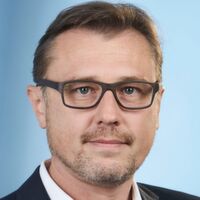 Josef Zimmermann Technical Industry Manager im Global Industry Center Technical Industry Competence and Innovation, SICK AG, Waldkirch. Josef Zimmermann Technical Industry Manager im Global Industry Center Technical Industry Competence and Innovation, SICK AG, Waldkirch.