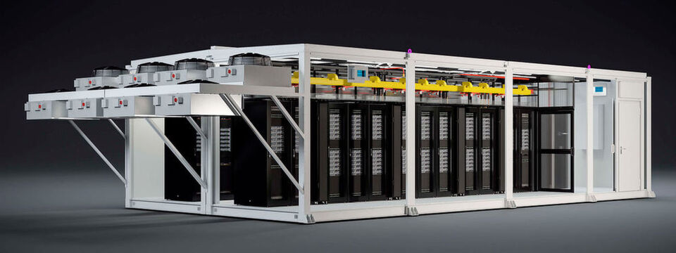 Eine „Smartmod“-Anlage, hier: „Smartmod Max“, wird bei Vertiv in Form von Modulen angefertigt und vor dem Versand getestet. Diese Module werden dann beim Kunden vor Ort zusammengebaut. Eine „Smartmod“-Anlage, hier: „Smartmod Max“, wird bei Vertiv in Form von Modulen angefertigt und vor dem Versand getestet. Diese Module werden dann beim Kunden vor Ort zusammengebaut.