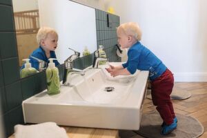 Sira kümmerte sich um die kindgerechte Ausstattung der Mini-Kita-Räume. Sira kümmerte sich um die kindgerechte Ausstattung der Mini-Kita-Räume.