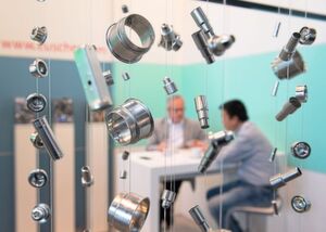 Die Zulieferer bieten ihre Lösungen im Rahmen der Industrial Supply in den Hallen 3, 4 und 5 an. Die Zulieferer bieten ihre Lösungen im Rahmen der Industrial Supply in den Hallen 3, 4 und 5 an.