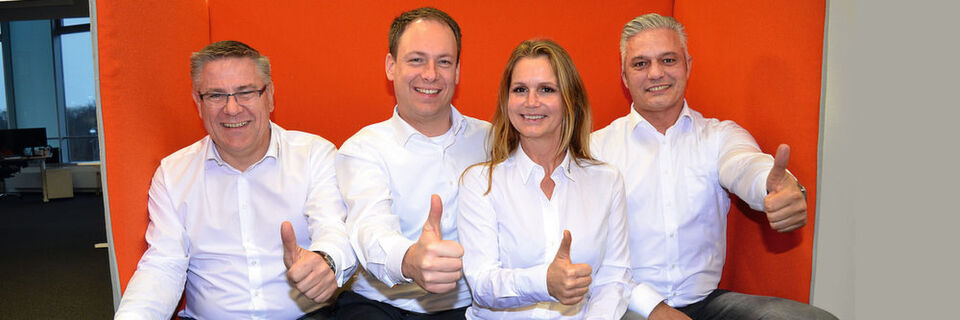 Das Führungsteam von Acmeo – (v. l.) Udo Schillings (Marketing & Herstellermanagement), Henning Meyer (CEO), Isabelle von Künßberg (Akademie & Personal) und Marcel Künzenbach (Vertrieb) – blickt der Zukunft innerhalb der Infinigate-Gruppe optimistisch entgegen. Das Führungsteam von Acmeo – (v. l.) Udo Schillings (Marketing & Herstellermanagement), Henning Meyer (CEO), Isabelle von Künßberg (Akademie & Personal) und Marcel Künzenbach (Vertrieb) – blickt der Zukunft innerhalb der Infinigate-Gruppe optimistisch entgegen.