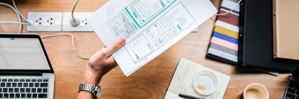 Im Content Marketing positionieren sich Unternehmen über ihre Themen. Dazu braucht es eine ausgefeilte Content Strategie. Im Content Marketing positionieren sich Unternehmen über ihre Themen. Dazu braucht es eine ausgefeilte Content Strategie.