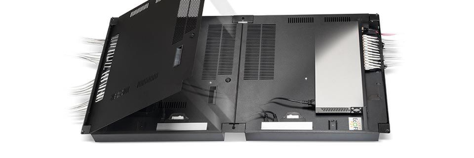 Die Verkabelungslösung PerCONNECT EcoFlex'IT kann im Doppelboden, im Deckenbereich oder an den Wänden installiert werden. Die Verkabelungslösung PerCONNECT EcoFlex'IT kann im Doppelboden, im Deckenbereich oder an den Wänden installiert werden.