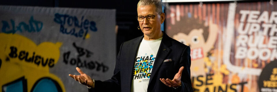 Heiko Gloge, Gründer und CEO von Igel Technology, erläuterte, warum ein einfaches und zugleich sicheres End User Computing für die Digitalisierung so entscheidend ist. Heiko Gloge, Gründer und CEO von Igel Technology, erläuterte, warum ein einfaches und zugleich sicheres End User Computing für die Digitalisierung so entscheidend ist.