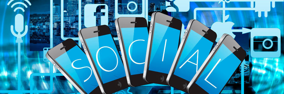 Die Internet- und Social-Media-Nutzung vor allem über mobile Endgeräte wächst weltweit signifikant an. Die Internet- und Social-Media-Nutzung vor allem über mobile Endgeräte wächst weltweit signifikant an.