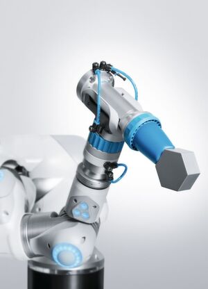 Der Adaptive Formgreifer DHEF: Wie eine Chamäleon-Zunge greift er unförmige, runde und empfindliche Objekte sicher. Der Adaptive Formgreifer DHEF: Wie eine Chamäleon-Zunge greift er unförmige, runde und empfindliche Objekte sicher.