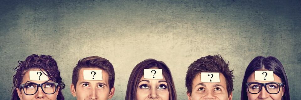 Das Bewerbungsgespräch ist dazu da, eventuelle Fragezeichen zu einzelnen Antworten oder zu Stationen im Lebenslauf offen zu klären und möglichst viel über die Beweggründe und die Motivation der Kandidaten herauszufinden. Das Bewerbungsgespräch ist dazu da, eventuelle Fragezeichen zu einzelnen Antworten oder zu Stationen im Lebenslauf offen zu klären und möglichst viel über die Beweggründe und die Motivation der Kandidaten herauszufinden.