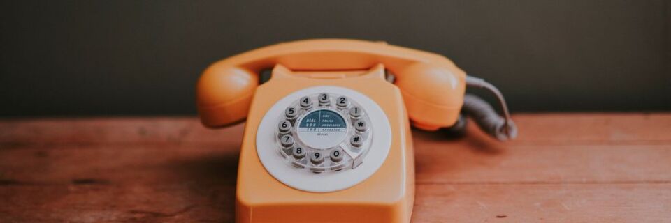 Ziel der B2B-Kommunikation ist es, einen Meinungsbildungsprozess beim Kunden aufzubauen und diesen dabei vom Produkt oder der Leistung zu überzeugen. Ziel der B2B-Kommunikation ist es, einen Meinungsbildungsprozess beim Kunden aufzubauen und diesen dabei vom Produkt oder der Leistung zu überzeugen.