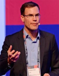 „Mit Contextor haben wir für die Robotic Process Automation On-Premises-Fähigkeiten zugekauft, die vielfältige Konnektoren in Drittsysteme umfassen“, berichtet Markus Noga, Senior Vice President Machine Learning bei der SAP. „Diese Technologie integrieren wir mit unserer selbstentwickelten Cloud RPA.“ „Mit Contextor haben wir für die Robotic Process Automation On-Premises-Fähigkeiten zugekauft, die vielfältige Konnektoren in Drittsysteme umfassen“, berichtet Markus Noga, Senior Vice President Machine Learning bei der SAP. „Diese Technologie integrieren wir mit unserer selbstentwickelten Cloud RPA.“