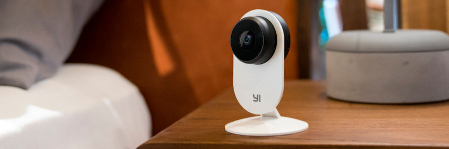 Neu ist in der dritten Generation der YI Home Cameras eine integrierte KI-Funktion. So sollen Nutzer nur dann Benachrichtigungen erhalten, wenn es sich wirklich um einen Menschen handelt. Neu ist in der dritten Generation der YI Home Cameras eine integrierte KI-Funktion. So sollen Nutzer nur dann Benachrichtigungen erhalten, wenn es sich wirklich um einen Menschen handelt.