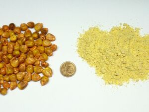 Abb.1: Gebeizter Mais als Ausgangsmaterial (l.) und nach der Probenvorbereitung mit der Pulverisette 14 (r.). Abb.1: Gebeizter Mais als Ausgangsmaterial (l.) und nach der Probenvorbereitung mit der Pulverisette 14 (r.).