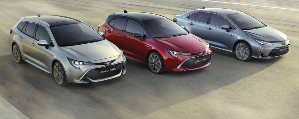Erhältlich ist der neue Corolla in drei Varianten: als Schrägheckvariante, Kombi und als klassische Limousine. Erhältlich ist der neue Corolla in drei Varianten: als Schrägheckvariante, Kombi und als klassische Limousine.