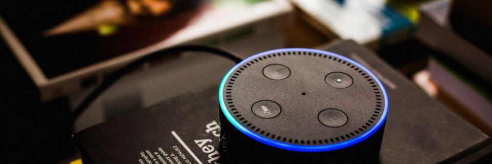 Voice-Technologie erhält Einzug in den (Unternehmens-)Alltag – dies bringt auch einige Herausforderungen mit sich. Voice-Technologie erhält Einzug in den (Unternehmens-)Alltag – dies bringt auch einige Herausforderungen mit sich.