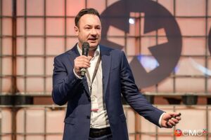 René Kühn ist Gründer und Geschäftsführer von Contilla sowie Initiator der CMCX. René Kühn ist Gründer und Geschäftsführer von Contilla sowie Initiator der CMCX.