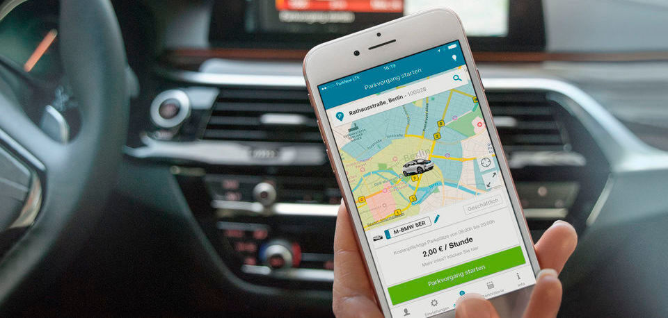 Park-Apps: Bei BMW (und künftig auch Daimler) heißt das ParkNow, Volkswagen nennt es Travipay, die Telekom wirbt mit Park and Joy. Park-Apps: Bei BMW (und künftig auch Daimler) heißt das ParkNow, Volkswagen nennt es Travipay, die Telekom wirbt mit Park and Joy.