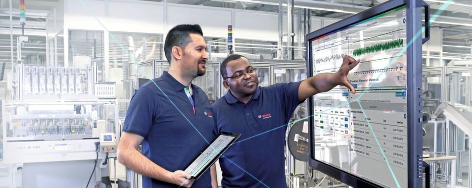 Bosch will mit 5G-„Campusnetzen“ seine Werke voll digitalisieren. Bosch will mit 5G-„Campusnetzen“ seine Werke voll digitalisieren.