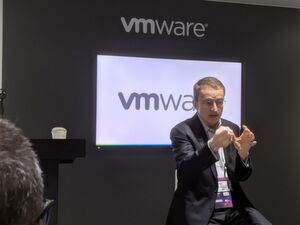 Pat Gelsinger, CEO von VMware, betonte auf dem MWC die Bedeutung von Security für 5G. Pat Gelsinger, CEO von VMware, betonte auf dem MWC die Bedeutung von Security für 5G.