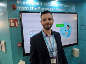 Lukas Stefanko, Malware Researcher bei Eset, berichtete über die Risiken durch Fake-Apps. Lukas Stefanko, Malware Researcher bei Eset, berichtete über die Risiken durch Fake-Apps.