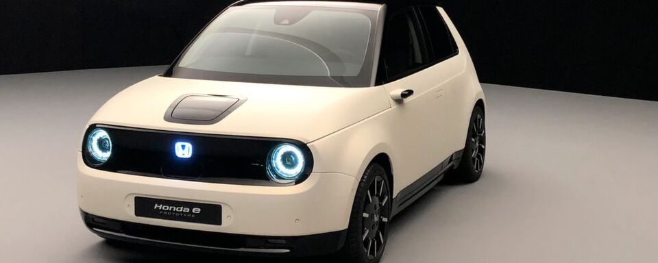 Hondas neuer E-Mini tritt zum Beispiel gegen den viertürigen Elektro-Smart, diverse Kleinwagen aus China oder den für 2022 geplanten E-Mini von VW an. Hondas neuer E-Mini tritt zum Beispiel gegen den viertürigen Elektro-Smart, diverse Kleinwagen aus China oder den für 2022 geplanten E-Mini von VW an.