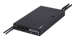Der Server „Think System SE350“ bietet zahlreiche Konnektivitätsoptionen: Zur Auswahl stehen beispielsweise kabelgebundene 10/100Mb/1GbE, 1GbE SFP, 10GBASE-T und 10GbE SFP+ sowie sichere drahtlose WLAN- und LTE-Verbindungen. Der Server „Think System SE350“ bietet zahlreiche Konnektivitätsoptionen: Zur Auswahl stehen beispielsweise kabelgebundene 10/100Mb/1GbE, 1GbE SFP, 10GBASE-T und 10GbE SFP+ sowie sichere drahtlose WLAN- und LTE-Verbindungen.
