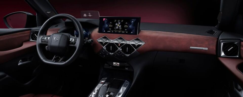 Blick ins Cockpit des DS3 Crossback. Zahlreiche Fahrerassistenzsysteme sollen den Weg in das teilautomatisierte Fahren ebnen. Doch über Level 3 will PSA nicht hinaus – zumindest bei Privatkunden. Blick ins Cockpit des DS3 Crossback. Zahlreiche Fahrerassistenzsysteme sollen den Weg in das teilautomatisierte Fahren ebnen. Doch über Level 3 will PSA nicht hinaus – zumindest bei Privatkunden.