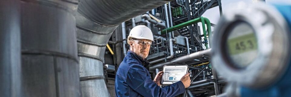 There are possibilities for Industry 4.0 across the entire lifecycle of a plant or system, and likewise along the complete logistics and value creation chains beyond the boundaries of individual companies. There are possibilities for Industry 4.0 across the entire lifecycle of a plant or system, and likewise along the complete logistics and value creation chains beyond the boundaries of individual companies.