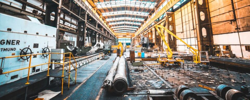 Weg von traditionellen Fabriken: Die Industrie 4.0 führt dazu, dass sich Strukturen in der Produktion verändern. Weg von traditionellen Fabriken: Die Industrie 4.0 führt dazu, dass sich Strukturen in der Produktion verändern.