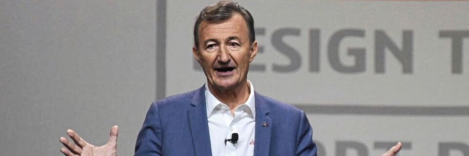 Bernard Charlès, CEO von Dassault Systèmes: „Unsere Partnerschaft mit ABB wird auf jahrzehntelange kombinierte Expertise zurückgreifen und Kunden dabei unterstützen, von diesem enormen, dynamischen Trend maximal zu profitieren.“ Bernard Charlès, CEO von Dassault Systèmes: „Unsere Partnerschaft mit ABB wird auf jahrzehntelange kombinierte Expertise zurückgreifen und Kunden dabei unterstützen, von diesem enormen, dynamischen Trend maximal zu profitieren.“