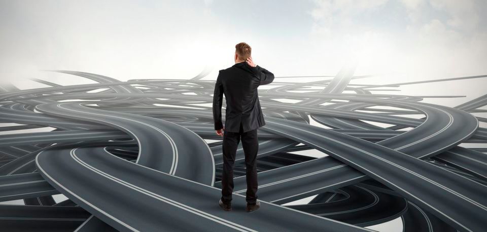 Vorne ist da, wo sich keiner auskennt: Dementsprechend sind die Visionen der Autobauer auch eher grobe Entwicklungsperspektiven als fixe Ziele. Vorne ist da, wo sich keiner auskennt: Dementsprechend sind die Visionen der Autobauer auch eher grobe Entwicklungsperspektiven als fixe Ziele.