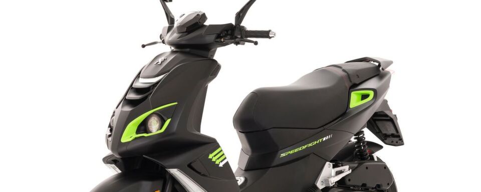 Den Peugeot Speedfight gibt es jetzt auch mit Euro-4-Zweitaktmotor. Den Peugeot Speedfight gibt es jetzt auch mit Euro-4-Zweitaktmotor.