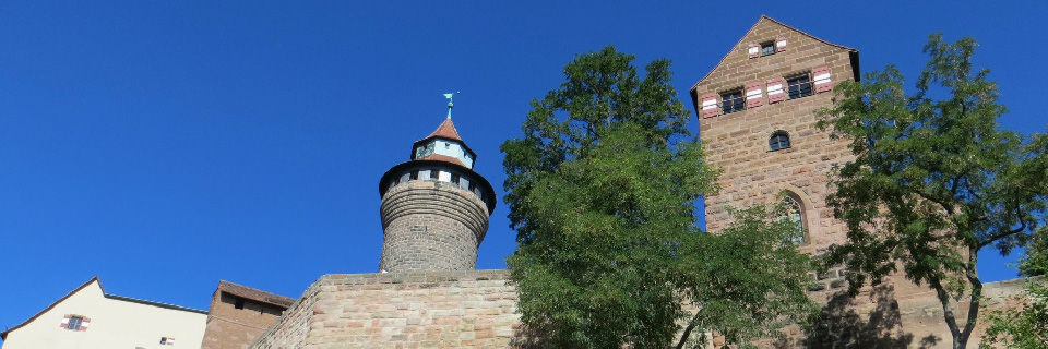 Die in Nürnberg ansässige Datev tritt mittlerweile als Anbieter von Cloud-Lösungen auf und ist durch den Einsatz von Cloud Foundry an der vordersten Technologiefront mit dabei. Die in Nürnberg ansässige Datev tritt mittlerweile als Anbieter von Cloud-Lösungen auf und ist durch den Einsatz von Cloud Foundry an der vordersten Technologiefront mit dabei.