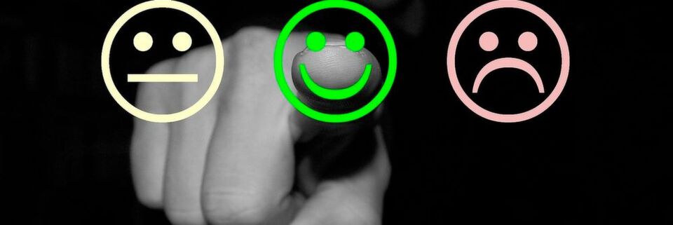 Softwaremetriken können dabei helfen, die Qualität von Entwicklungsprozessen oder aber Kosten und Aufwand besser einzuschätzen. Softwaremetriken können dabei helfen, die Qualität von Entwicklungsprozessen oder aber Kosten und Aufwand besser einzuschätzen.