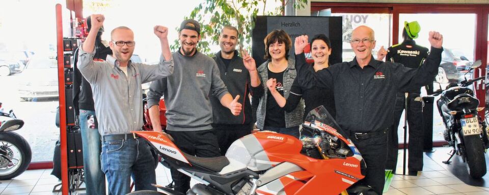 Eingeschworene Gemeinschaft: Wenn man seit mehr als 40 Jahren erfolgreicher Bikebetrieb ist, hat man vermutlich das eine oder andere richtig gemacht; Witten u. Weber hat es! Eingeschworene Gemeinschaft: Wenn man seit mehr als 40 Jahren erfolgreicher Bikebetrieb ist, hat man vermutlich das eine oder andere richtig gemacht; Witten u. Weber hat es!