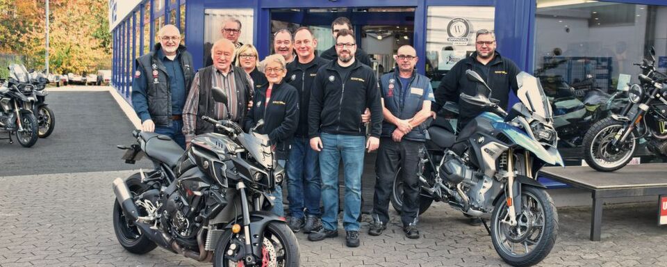 Insgesamt zwölf Mitarbeiter sind bei Motorrad Witzel in Sennfeld beschäftigt. Insgesamt zwölf Mitarbeiter sind bei Motorrad Witzel in Sennfeld beschäftigt.