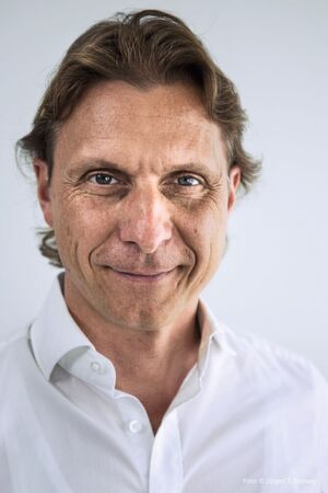 Thomas Berger, Geschäftsführer der Promaintain: „Derzeit setzen wir diese Geräte verstärkt im Zusammenhang mit BIM-Anwendungen in Anlagenbau-Projekten ein. Für uns und unsere Kunden aus dem Bereich Raffinerie, Petrochemie oder Chemie wie beispielsweise BASF, sind Sicherheit und Zuverlässigkeit in den Projektabläufen und dem eingesetzten Equipment unabdingbar." Thomas Berger, Geschäftsführer der Promaintain: „Derzeit setzen wir diese Geräte verstärkt im Zusammenhang mit BIM-Anwendungen in Anlagenbau-Projekten ein. Für uns und unsere Kunden aus dem Bereich Raffinerie, Petrochemie oder Chemie wie beispielsweise BASF, sind Sicherheit und Zuverlässigkeit in den Projektabläufen und dem eingesetzten Equipment unabdingbar."