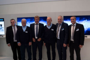 Bernd Hantsche, Director Product Marketing Embedded & Wireless (Rutronik), Wolfgang Kemmler, Industrial Sales Manager (Wilk Elektronik), Thomas Rudel, CEO (Rutronik), Wieslaw Wilk, Founder and Owner (Wilk Elektronik), Andreas Hofmann, Senior Manager Product Marketing (Rutronik), Frank Bittigkoffer, Deputy Director Product Marketing Embedded & Wireless Bernd Hantsche, Director Product Marketing Embedded & Wireless (Rutronik), Wolfgang Kemmler, Industrial Sales Manager (Wilk Elektronik), Thomas Rudel, CEO (Rutronik), Wieslaw Wilk, Founder and Owner (Wilk Elektronik), Andreas Hofmann, Senior Manager Product Marketing (Rutronik), Frank Bittigkoffer, Deputy Director Product Marketing Embedded & Wireless