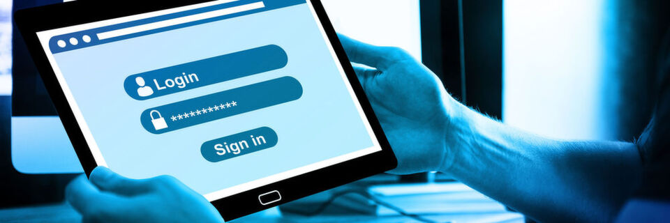 Privileged Access Management hilft Unternehmen vor allem die besonders gefährdeten Konten mit erweiterten Zugriffsrechten einfach und übersichtlich zu verwalten und zu schützen. Privileged Access Management hilft Unternehmen vor allem die besonders gefährdeten Konten mit erweiterten Zugriffsrechten einfach und übersichtlich zu verwalten und zu schützen.
