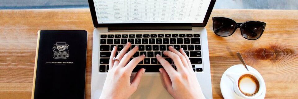 Arbeiten mit ITK-Technologie und Software ist heute weitgehend Standard in den Unternehmen. Arbeiten mit ITK-Technologie und Software ist heute weitgehend Standard in den Unternehmen.