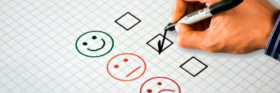 Die Reliability oder Zuverlässigkeit einer Software ist eine objektive, messbare Teilmetrik zur Ermittlung der Softwarequalität. Die Reliability oder Zuverlässigkeit einer Software ist eine objektive, messbare Teilmetrik zur Ermittlung der Softwarequalität.