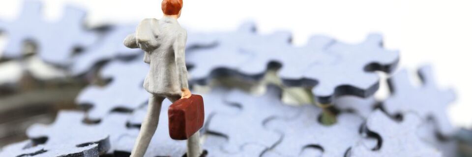 Nur, wenn das genaue Ziel bzw. der Reisezweck klar sind, kann der richtige Experte losgeschickt werden, um Ursachen für sporadische Ereignisse im Netzwerk zu identifizieren. Nur, wenn das genaue Ziel bzw. der Reisezweck klar sind, kann der richtige Experte losgeschickt werden, um Ursachen für sporadische Ereignisse im Netzwerk zu identifizieren.
