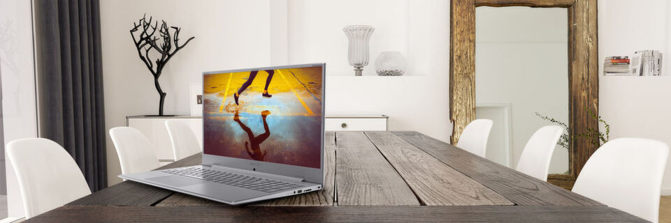 Das 17,3-Zoll-Display mit IPS-Panel im Medion Akoya S17402 liefert die Full-HD-Auflösung. Das 17,3-Zoll-Display mit IPS-Panel im Medion Akoya S17402 liefert die Full-HD-Auflösung.